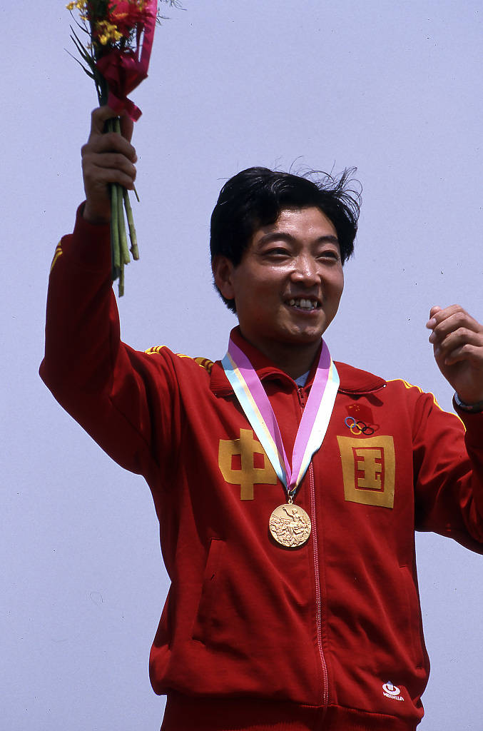 包含中国代表团金牌崭露头角，引发全民热议的词条
